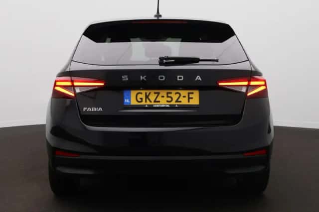 Škoda Fabia (2024) thumbnail 6