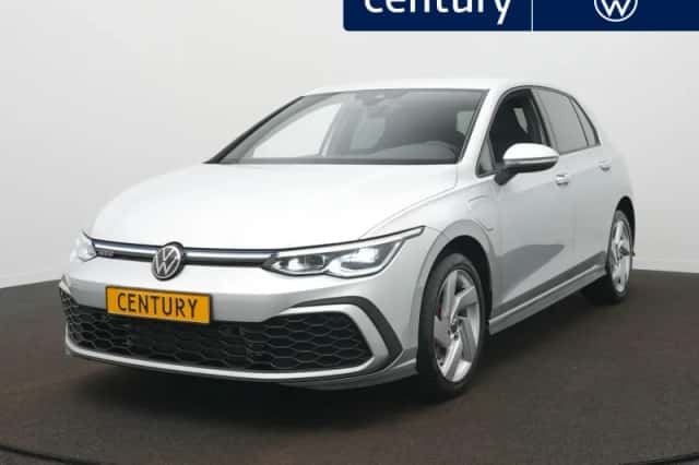 Volkswagen Golf (2022) thumbnail 1