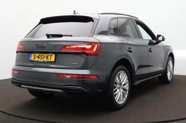 Audi Q5 (2022) thumbnail 5