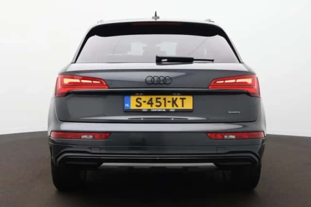 Audi Q5 (2022) thumbnail 6