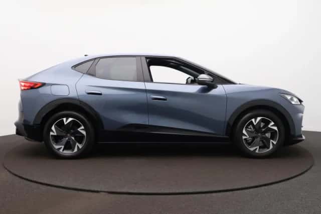 CUPRA Tavascan (2025) thumbnail 4