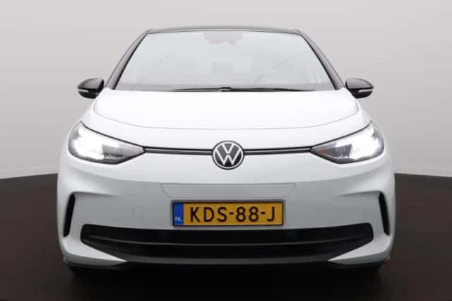 Volkswagen ID.3 (2026) thumbnail 2