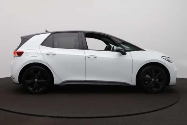 Volkswagen ID.3 (2026) thumbnail 4