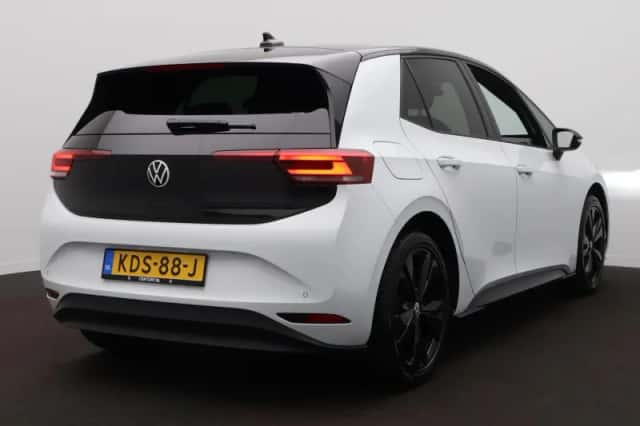 Volkswagen ID.3 (2026) thumbnail 5