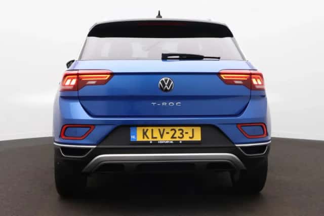Volkswagen T-Roc (2022) thumbnail 6