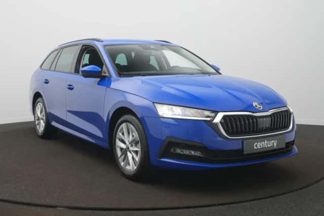 Škoda Octavia (2023) thumbnail 3