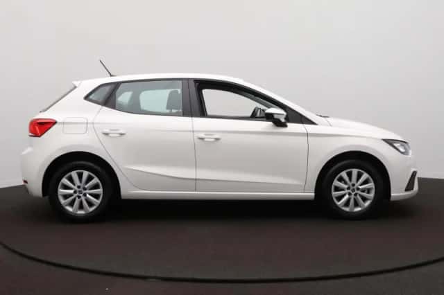 SEAT Ibiza (2024) thumbnail 4