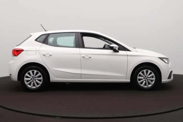 SEAT Ibiza (2024) thumbnail 4