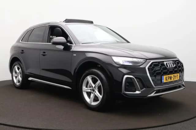 Audi Q5 (2024) thumbnail 3