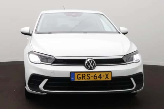 Volkswagen Polo (2024) thumbnail 2