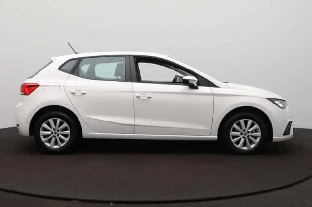 SEAT Ibiza (2024) thumbnail 4
