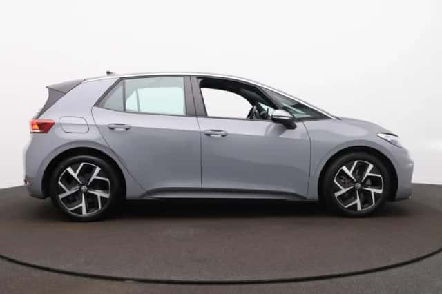 Volkswagen ID.3 (2024) thumbnail 4