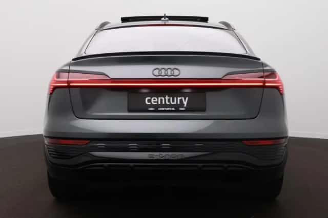 Audi Q8 e-tron (2024) thumbnail 6
