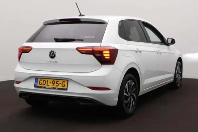Volkswagen Polo (2024) thumbnail 5