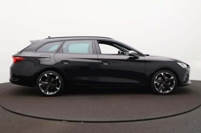 CUPRA Leon Sportstourer (2023) thumbnail 4