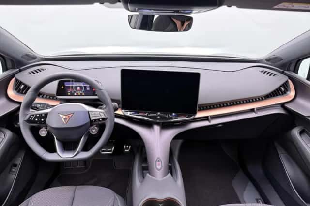 CUPRA Tavascan (2026) thumbnail 5