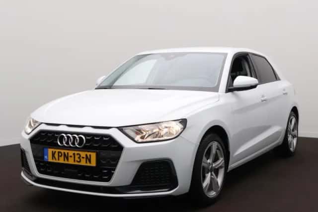 Audi A1 (2024) thumbnail 1
