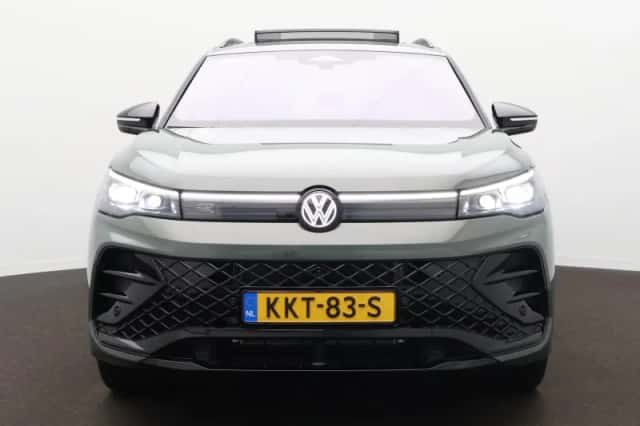 Volkswagen Tiguan (2026) thumbnail 2