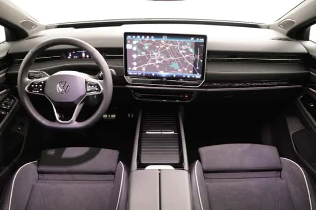 Volkswagen ID.7 (2025) thumbnail 4