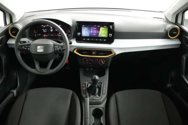 SEAT Arona (2024) thumbnail 5