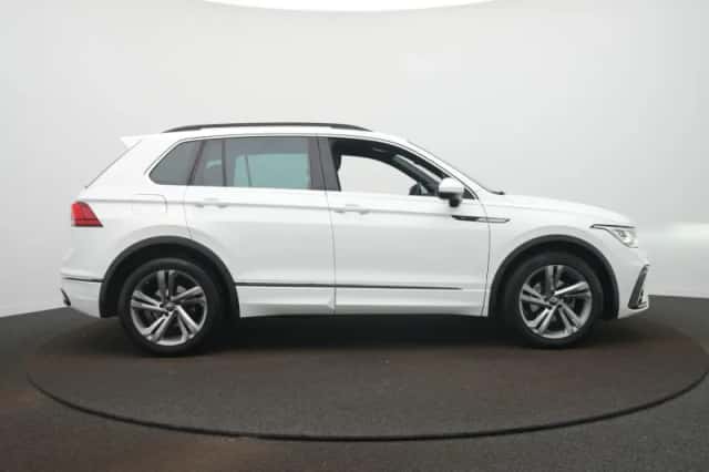 Volkswagen Tiguan (2021) thumbnail 5
