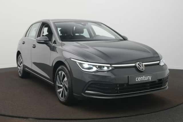 Volkswagen Golf (2022) thumbnail 3