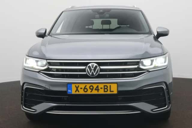Volkswagen Tiguan All-Space (2023) thumbnail 3