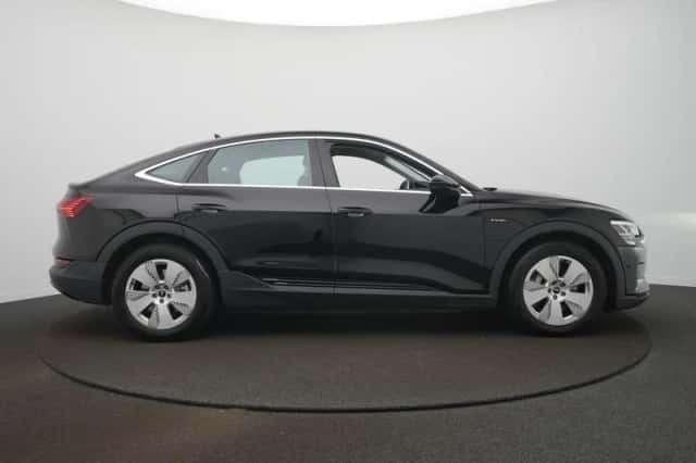 Audi e-tron Sportback (2020) thumbnail 5