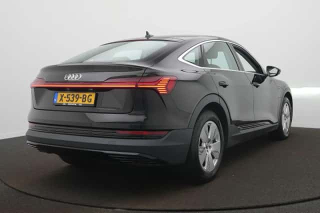 Audi e-tron Sportback (2020) thumbnail 6