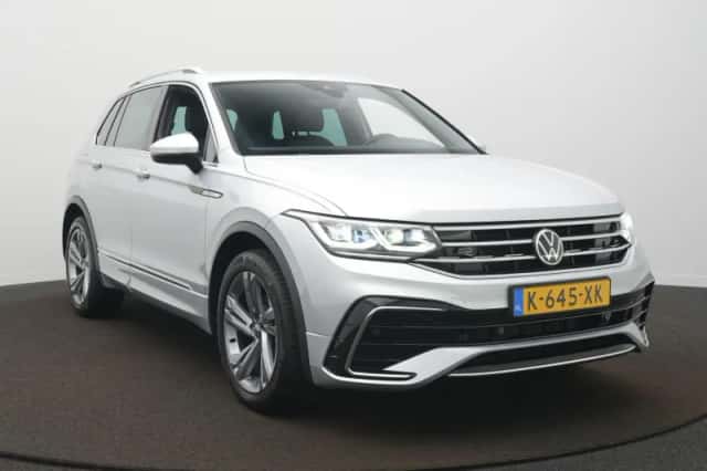 Volkswagen Tiguan (2021) thumbnail 4