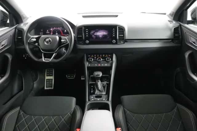 Škoda Karoq (2024) thumbnail 4