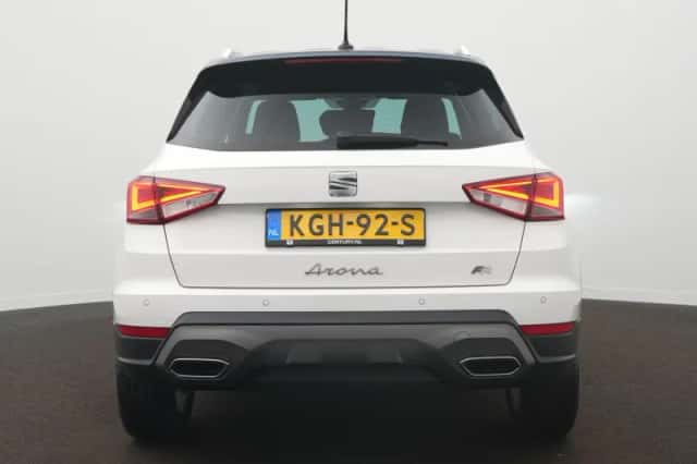 SEAT Arona (2024) thumbnail 6