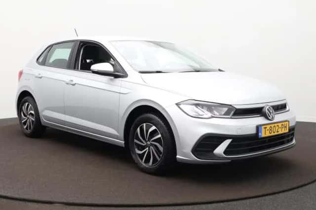Volkswagen Polo (2023) thumbnail 4