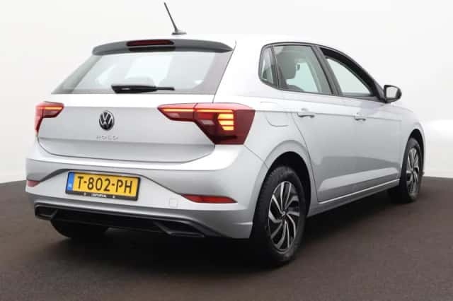 Volkswagen Polo (2023) thumbnail 6