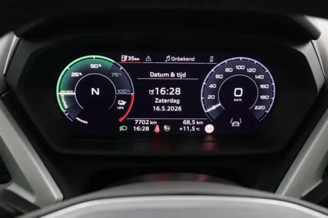 Audi Q4 e-tron (2022) thumbnail 5