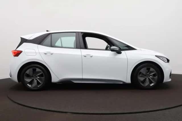 CUPRA Born (2023) thumbnail 5