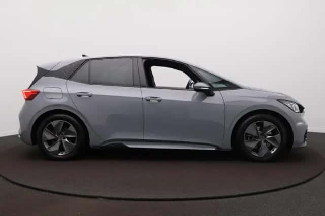 CUPRA Born (2023) thumbnail 5