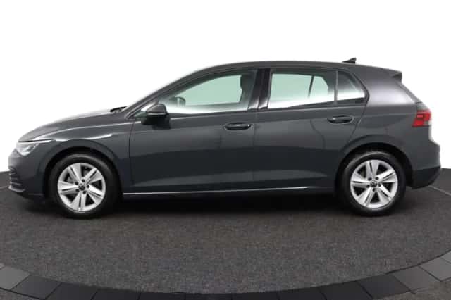 Volkswagen Golf (2021) thumbnail 4