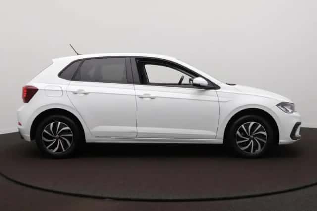Volkswagen Polo (2024) thumbnail 5
