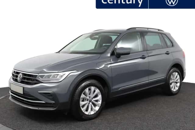 Volkswagen Tiguan (2022) thumbnail 1