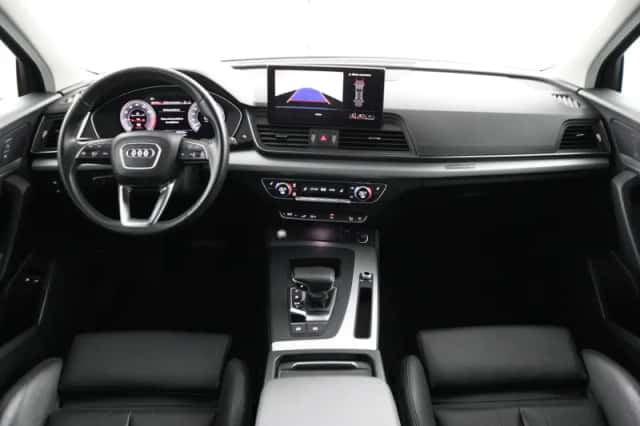 Audi Q5 (2022) thumbnail 4