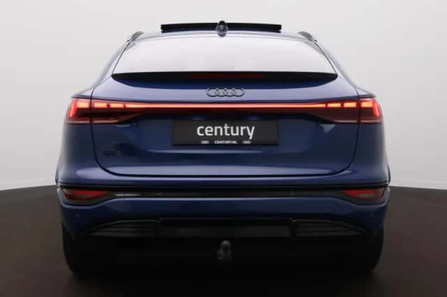 Audi Q6 e-tron (2025) thumbnail 6