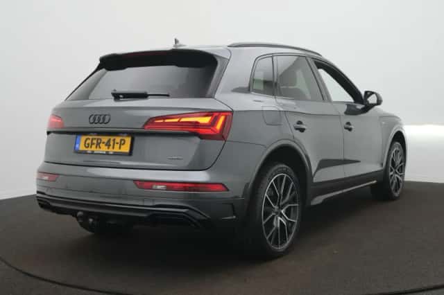 Audi Q5 (2024) thumbnail 6