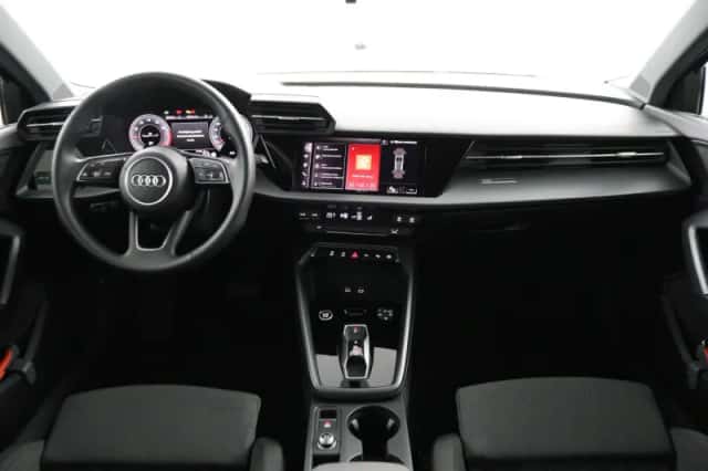 Audi A3 (2025) thumbnail 5