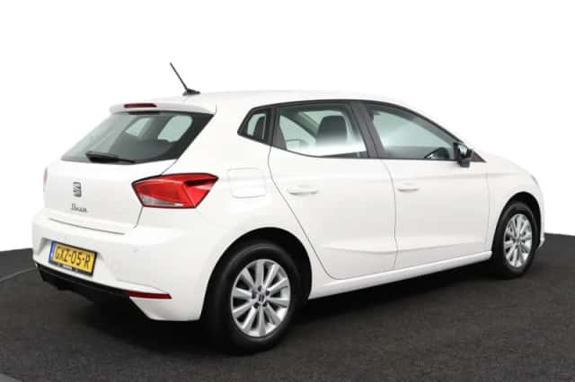 SEAT Ibiza (2024) thumbnail 2