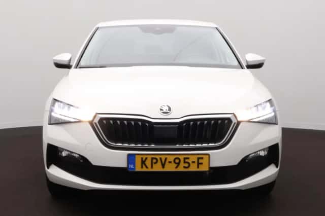 Škoda Scala (2023) thumbnail 2