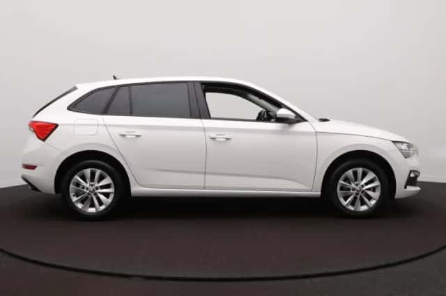 Škoda Scala (2023) thumbnail 4