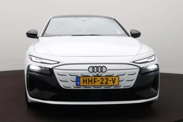 Audi A6 (2025) thumbnail 2