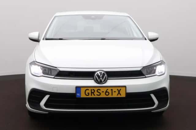 Volkswagen Polo (2024) thumbnail 2