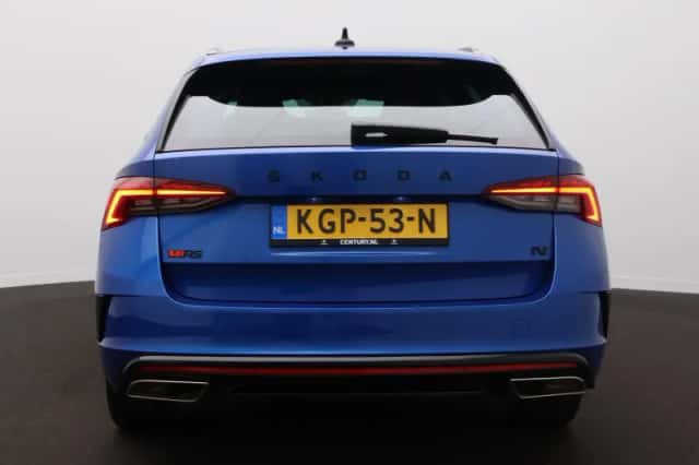 Škoda Octavia (2023) thumbnail 6